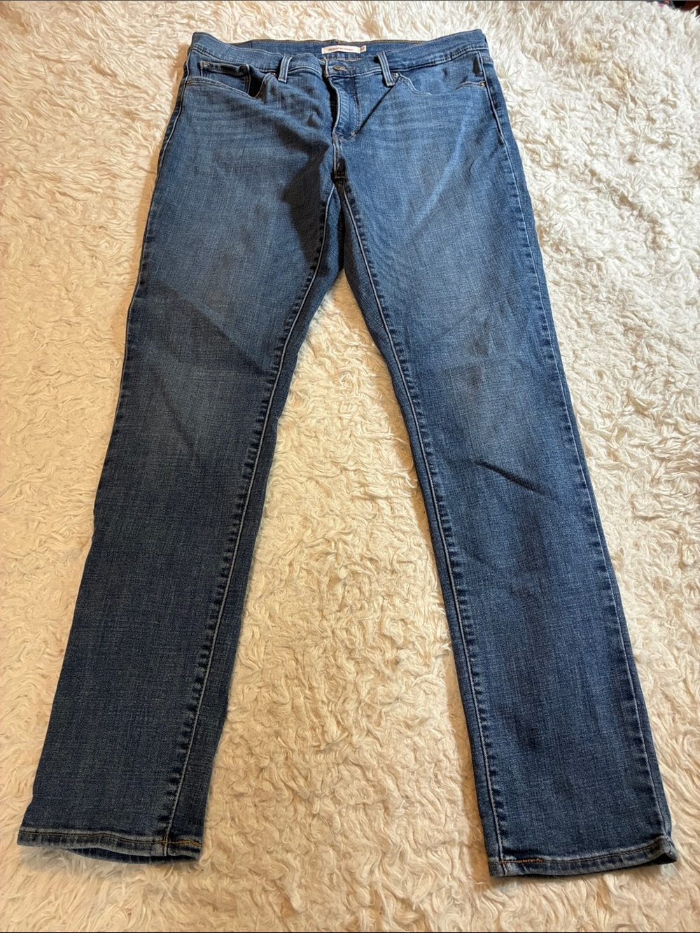 Levi Strauss & Co. 311 Shaping Skinny Jeans